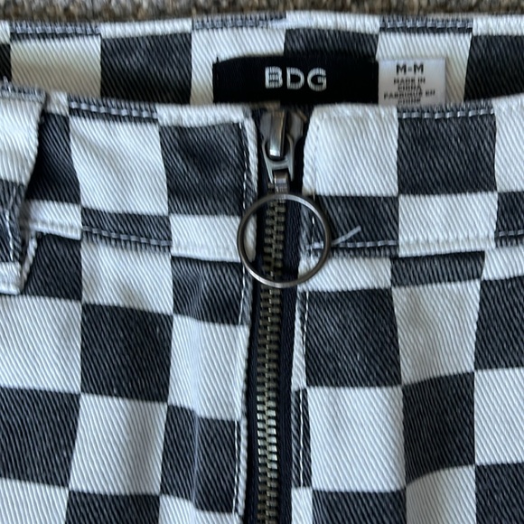 Checkered BDG skirt M - Picture 3 of 7